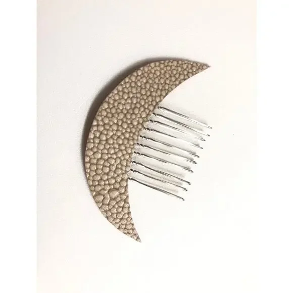 Artisan Handmade Leather Crescent Moon Celestial hair comb- Beige cobblestone - Picture 3 of 7